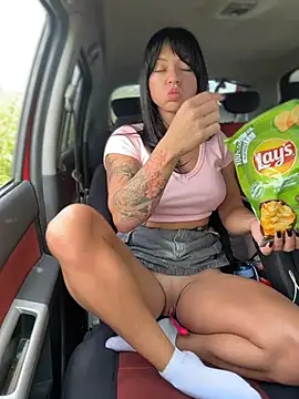 JulliaVegas – live chatrum