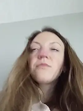 KattyLuuu – live chatrum