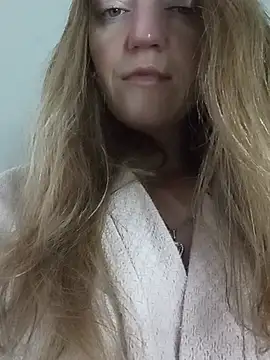 KattyLuuu Live Chatraum