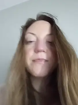 Sala de chat en directo de KattyLuuu