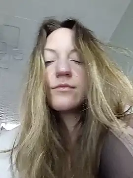 KattyLuuu – live chatrum