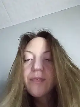Sala de chat ao vivo de KattyLuuu