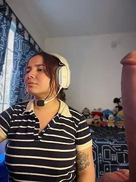 Ema_kraus Adlı Modelin Canlı Sohbet Odası
