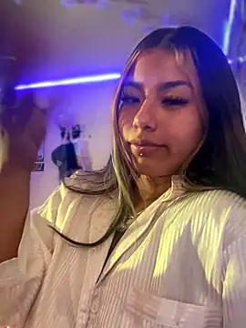 Katta_ossa Show Webcam