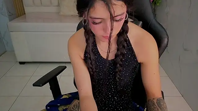 honey_torres_sub's Live Chat Room