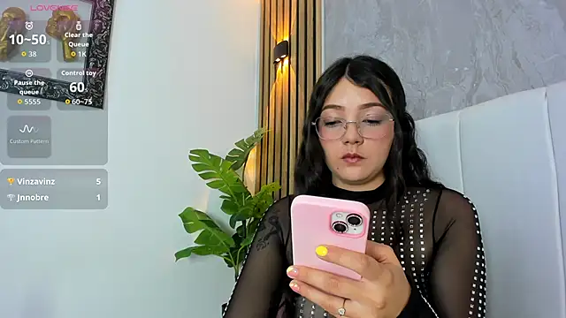 Samantha_Good Live Chatraum