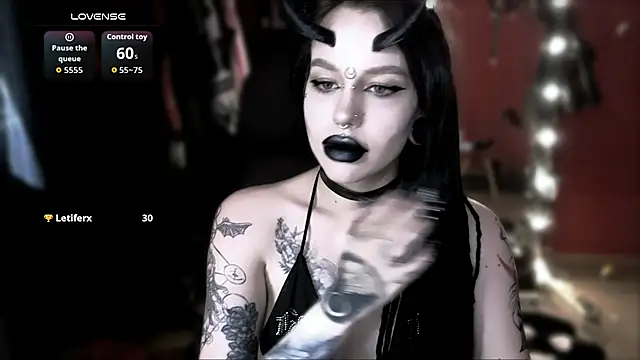 Sala de chat ao vivo de alexx_succubus