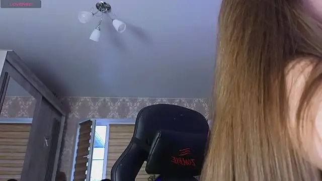 valkyrie_hot: δωμάτιο απευθείας συνομιλίας