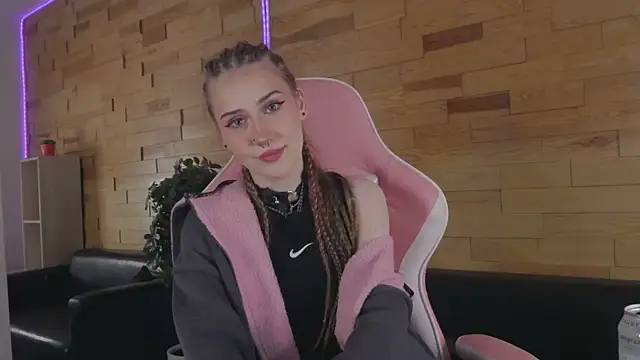 Živá chatovací místnost SashaMeow