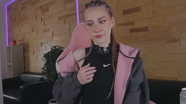 Chat soba uživo modela SashaMeow