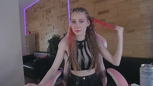Živá chatovací místnost SashaMeow