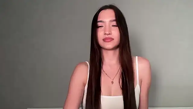 MilenaMilven's Live Chat Room