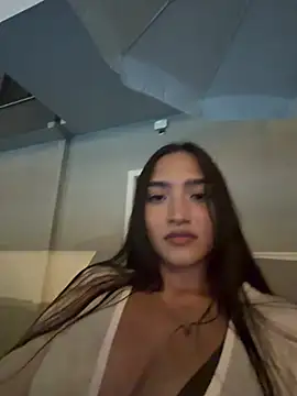 Chat soba uživo modela MilenaMilven