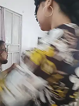 Sala de chat ao vivo de KumarSilencesex21