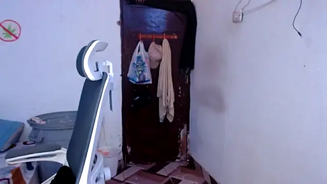 Phòng Chat Trực Tiếp andy_dan18