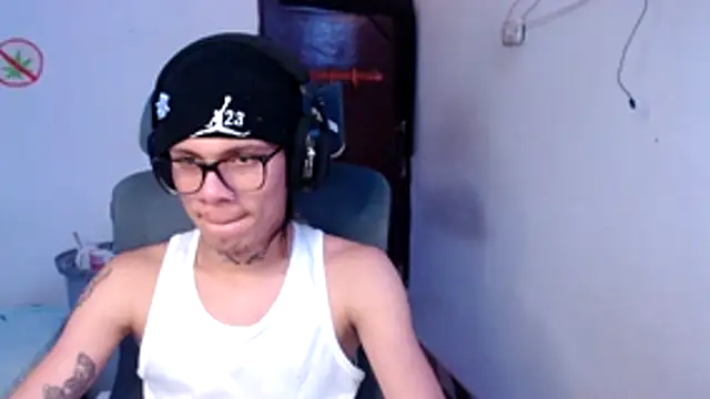 Živá chatovací místnost andy_dan18