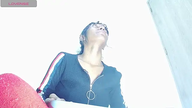 avaleri_cherry Cameră chat live