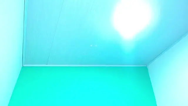 avaleri_cherry Live Chatrum