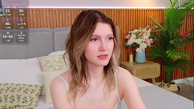 NellieLoyns live-chat rom