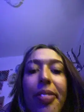 BlueStoneX – live chatrum