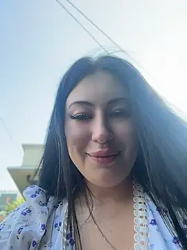 AdinaKan live-chat rom