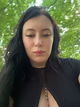 Živá chatovací místnost AdinaKan