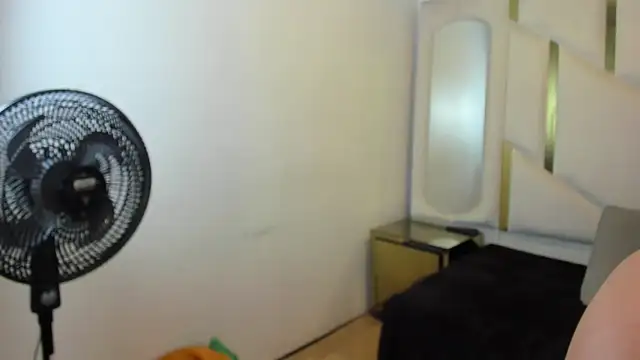 Sala de chat ao vivo de IsabellRodriguez18