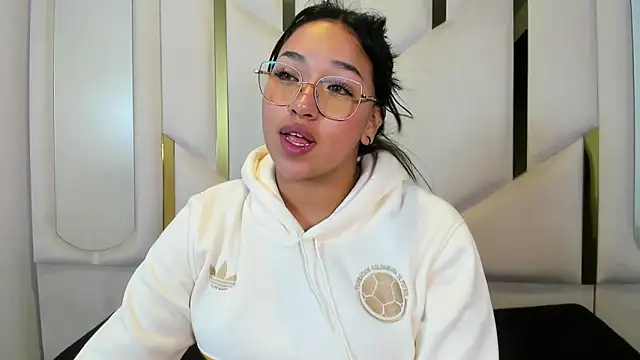 IsabellRodriguez18 Cameră chat live