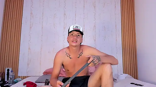 two_milkyway Cameră chat live