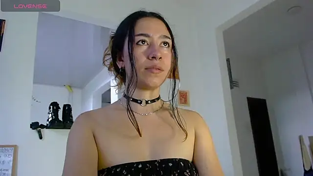 Maam_Ine – live chatrum