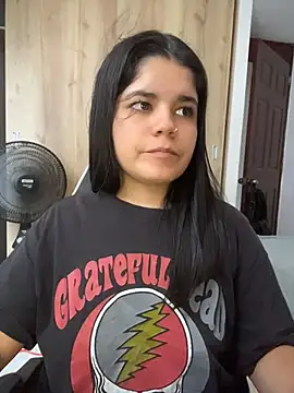 XXXAngella Adlı Modelin Canlı Sohbet Odası