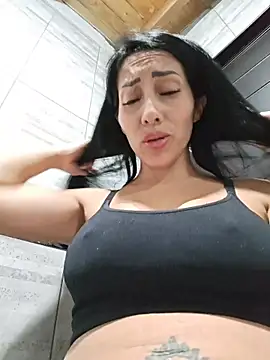 Chat soba uživo modela IsabellitaVIP