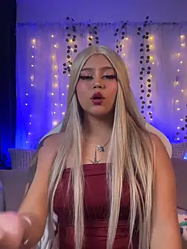 kath_kitty Adlı Modelin Canlı Sohbet Odası