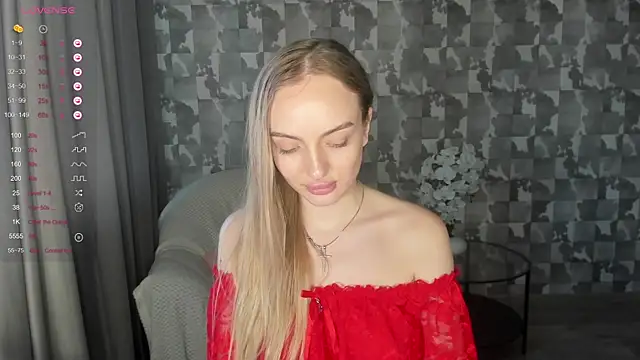 A_delina's Live Chat Room