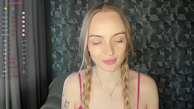 A_delina Cameră chat live