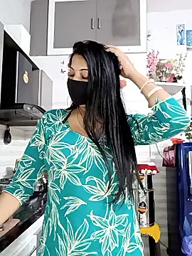 Kaur_Simran_01 Adlı Modelin Canlı Sohbet Odası