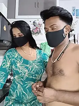 ห้องแชทสดของ Kaur_Simran_01