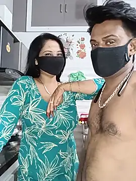 غرفة دردشة Kaur_Simran_01 المباشرة