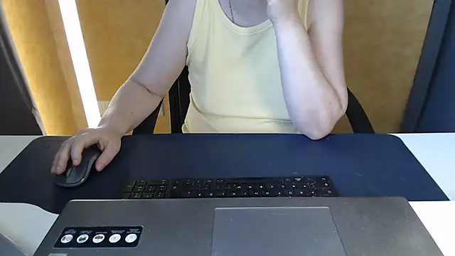 SweetPhoenix76 লাইভ চ্যাট রুম