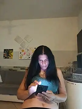 חדר צ'אט בשידור חי של SEXYMIKY87