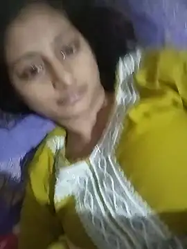 Piya_Ji Adlı Modelin Canlı Sohbet Odas ı
