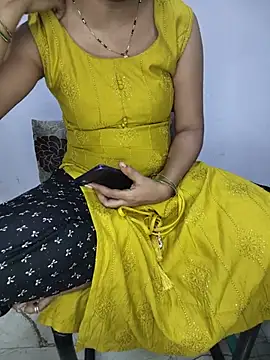 Chitti_Chilaka_Telugu's Live Chat Room