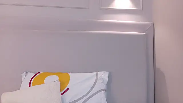 غرفة دردشة NaomiKlarc المباشرة