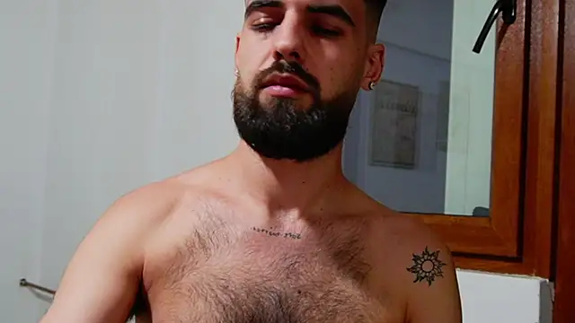 HairyRobxxx's Webcam Show