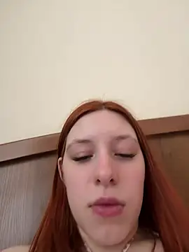 Živá chatovací místnost Mikka_Blush
