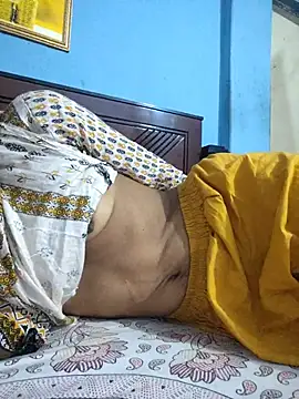 124pakhi 라이브 섹스 캠 쇼
