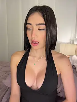 Maddy_Jones – live chatrum