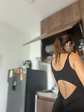 Samantha_bigboobs 실시간 채팅방