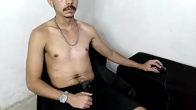 MagrinhoSaradoon Live-seksikameraesitys