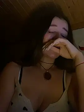 Živá chatovací místnost mewKate